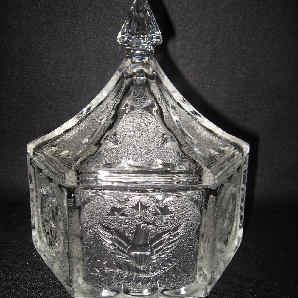 TIARA COLONIAL CLEAR CANDY BOX & LID STAR & EAGLE - Picture 2 of 2